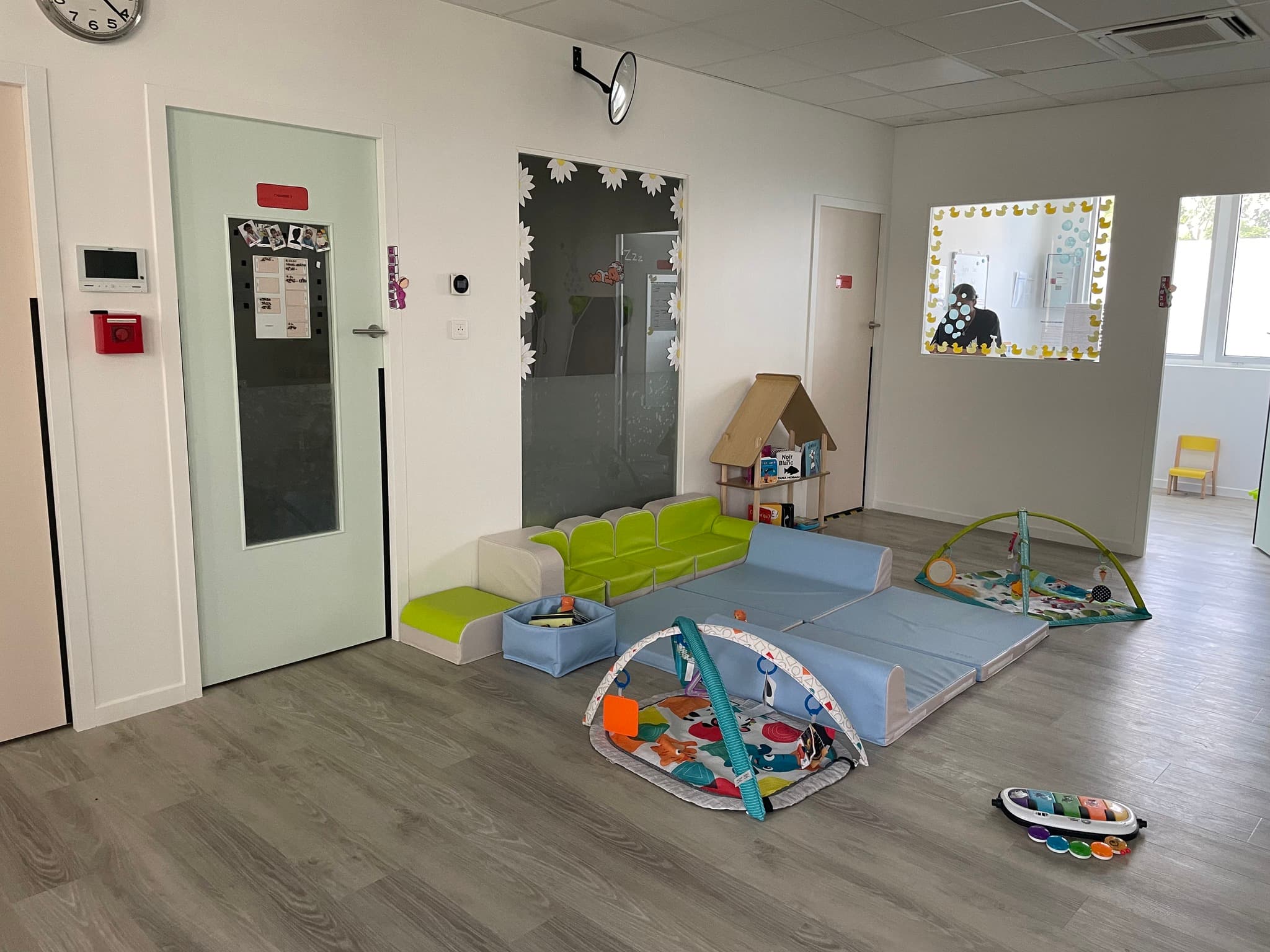 Salle d'activité micro-crèche Les Bouts d'Choux Vélizy-Villacoublay